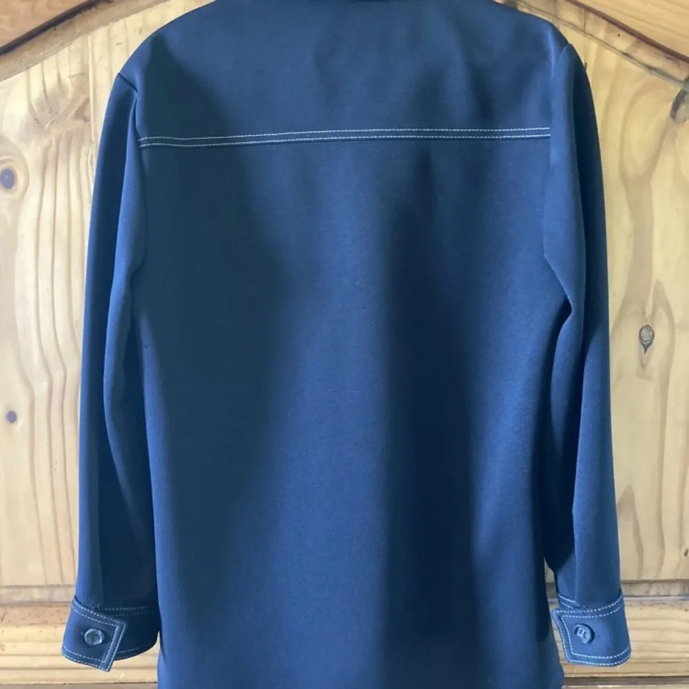 Haggar Navy Blue shirt with Contrast Stitching